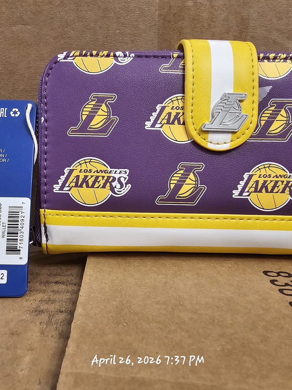 Loungefly Lakers Wallet 💜💛 NBA Loungefly Snap Closure Wallet